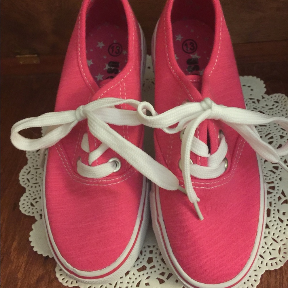 🌻NWOT US Sports Girls Pink Tennis Shoes Sz 13